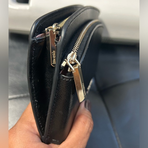 Kate Spade wallet on a chain - Picture 6 of 8
